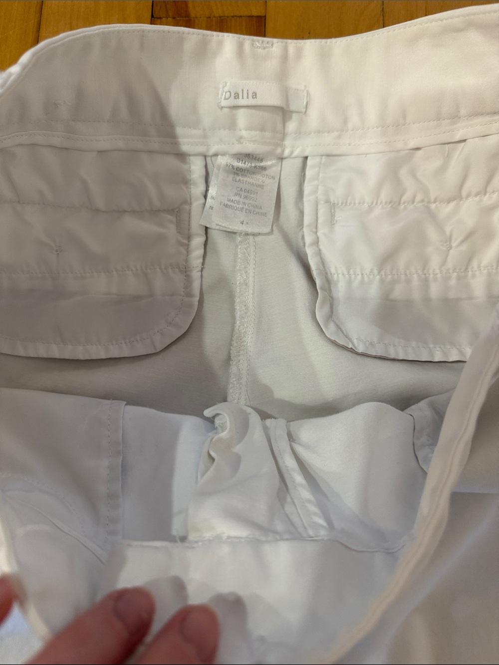 Dalia White Women's Straight-Leg Cropped Pants - Picture 6 of 11